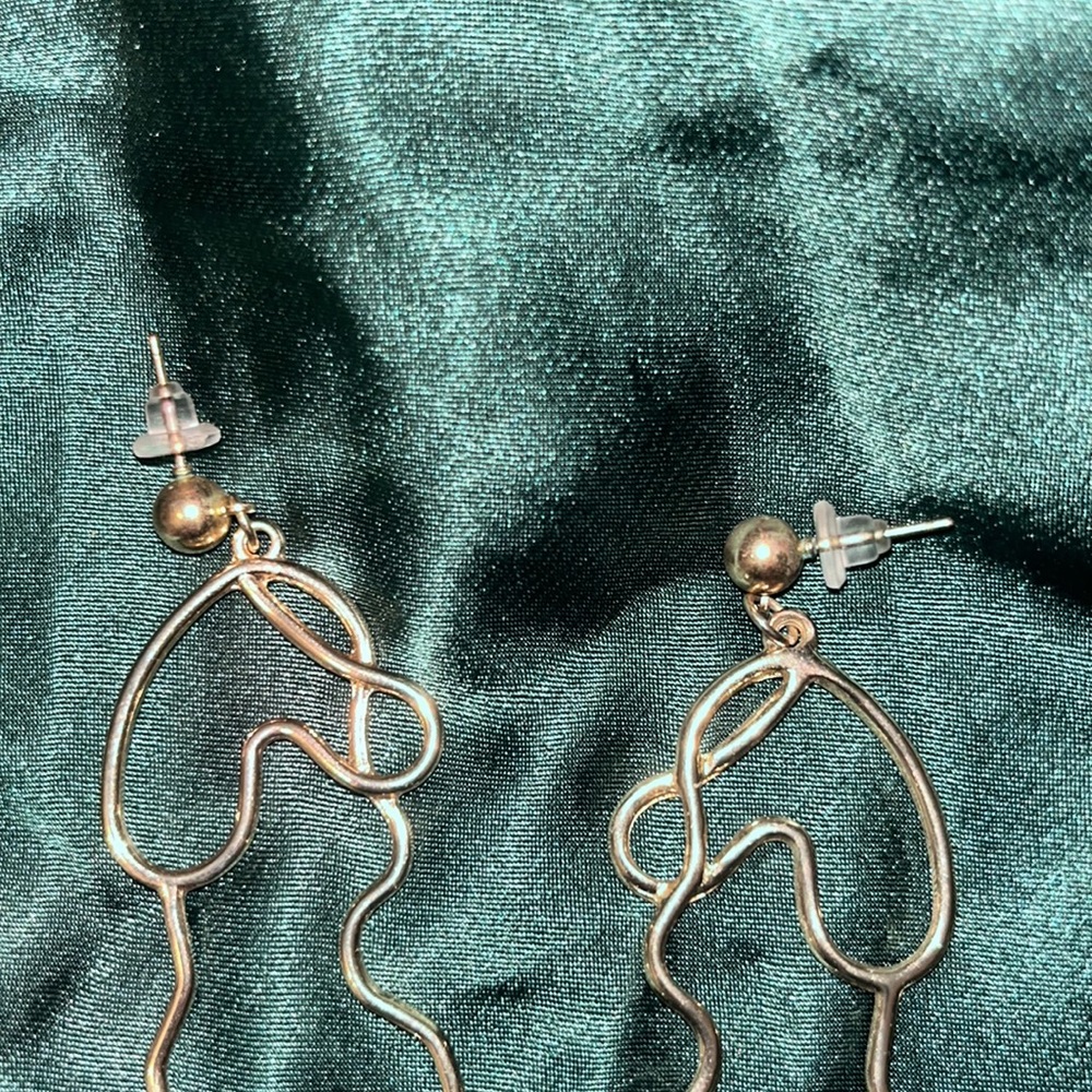 Abstract earrings - Picture 3 of 3